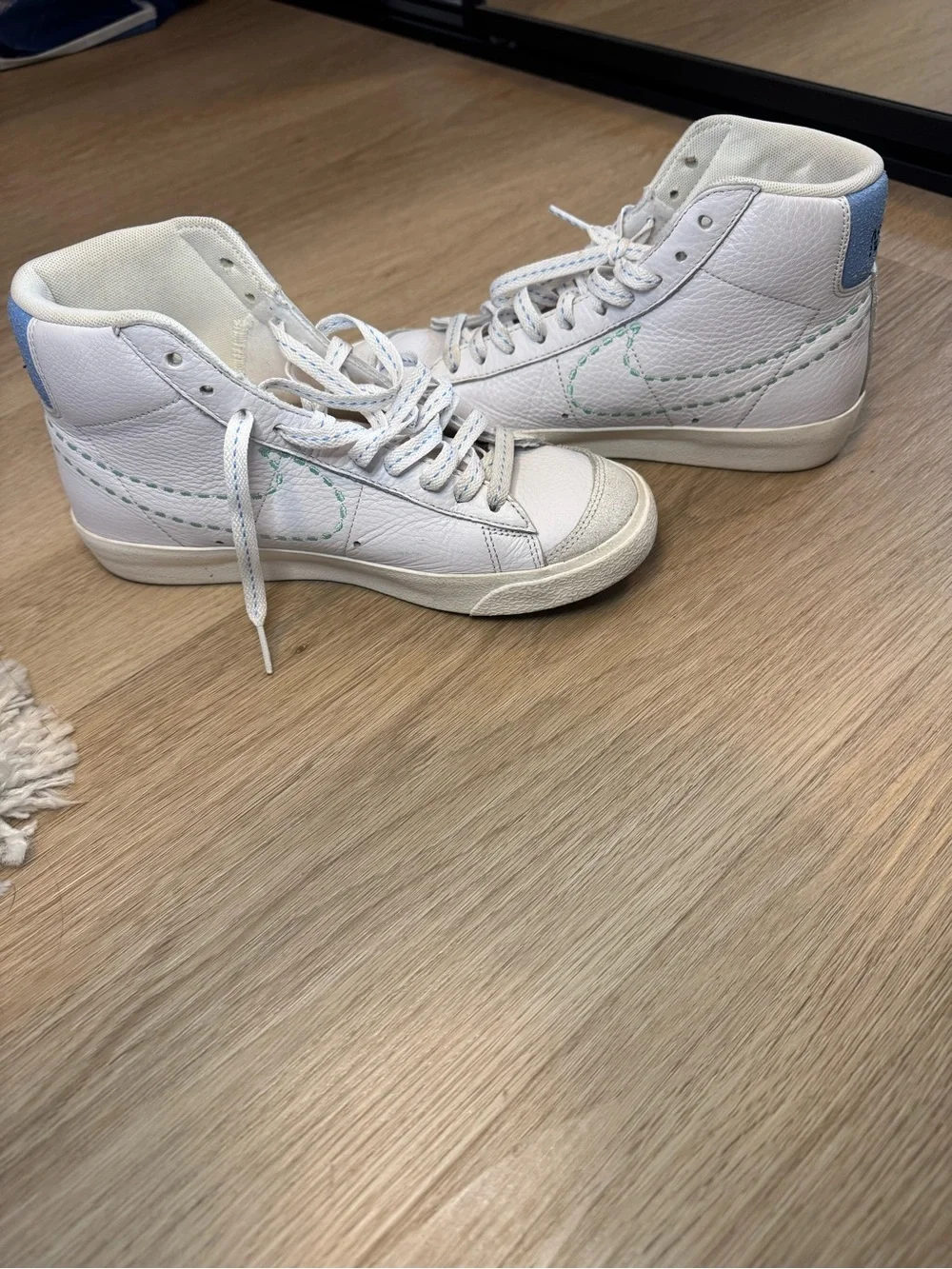 Nike Blazer Mid '77 Women 7.5